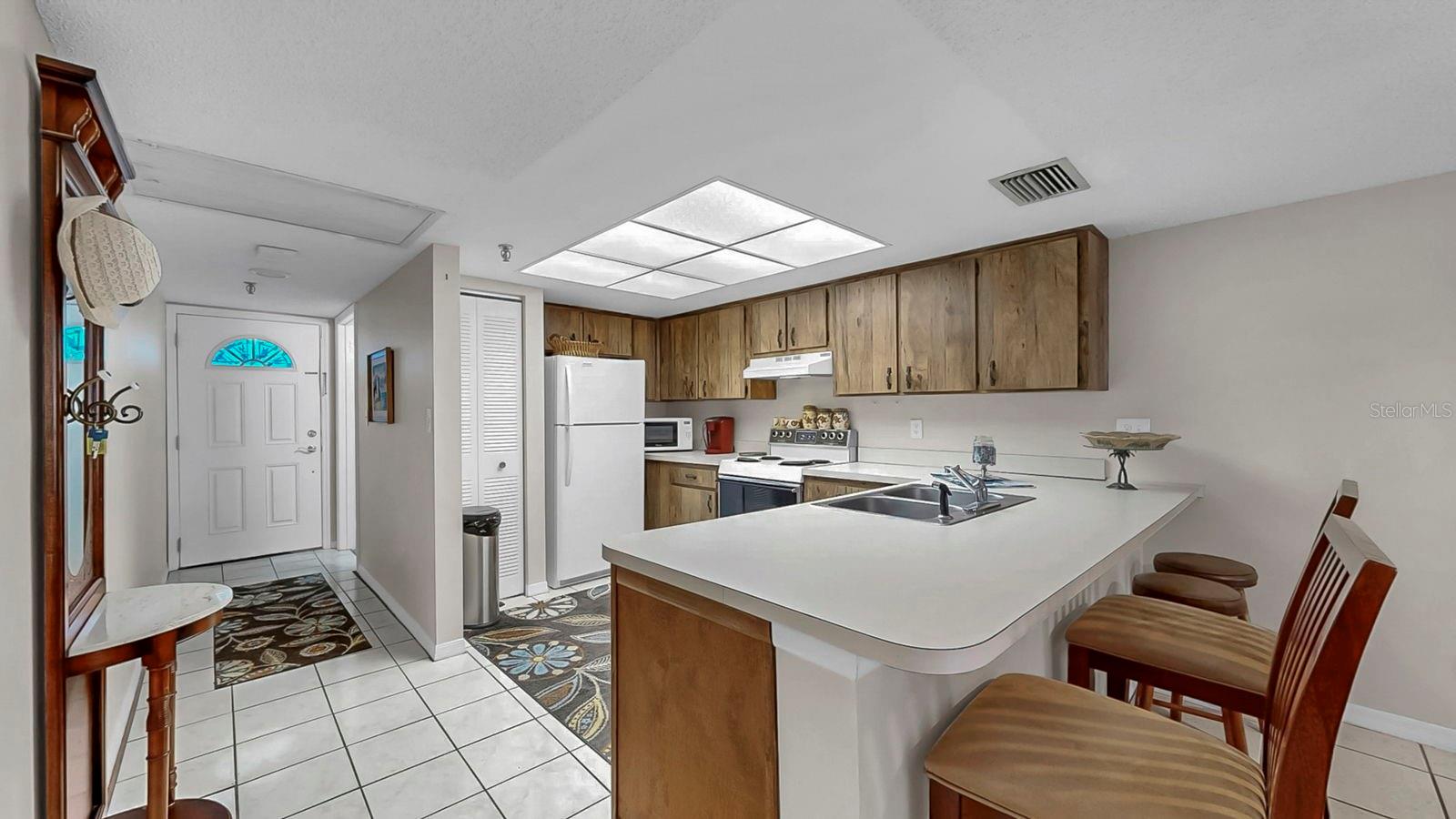 MADEIRA PLACE CONDO - Residential