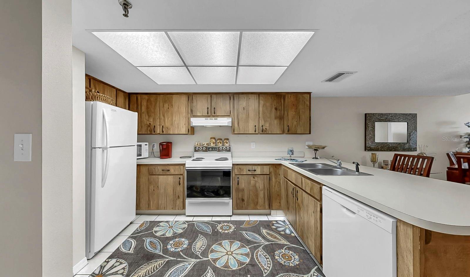 MADEIRA PLACE CONDO - Residential