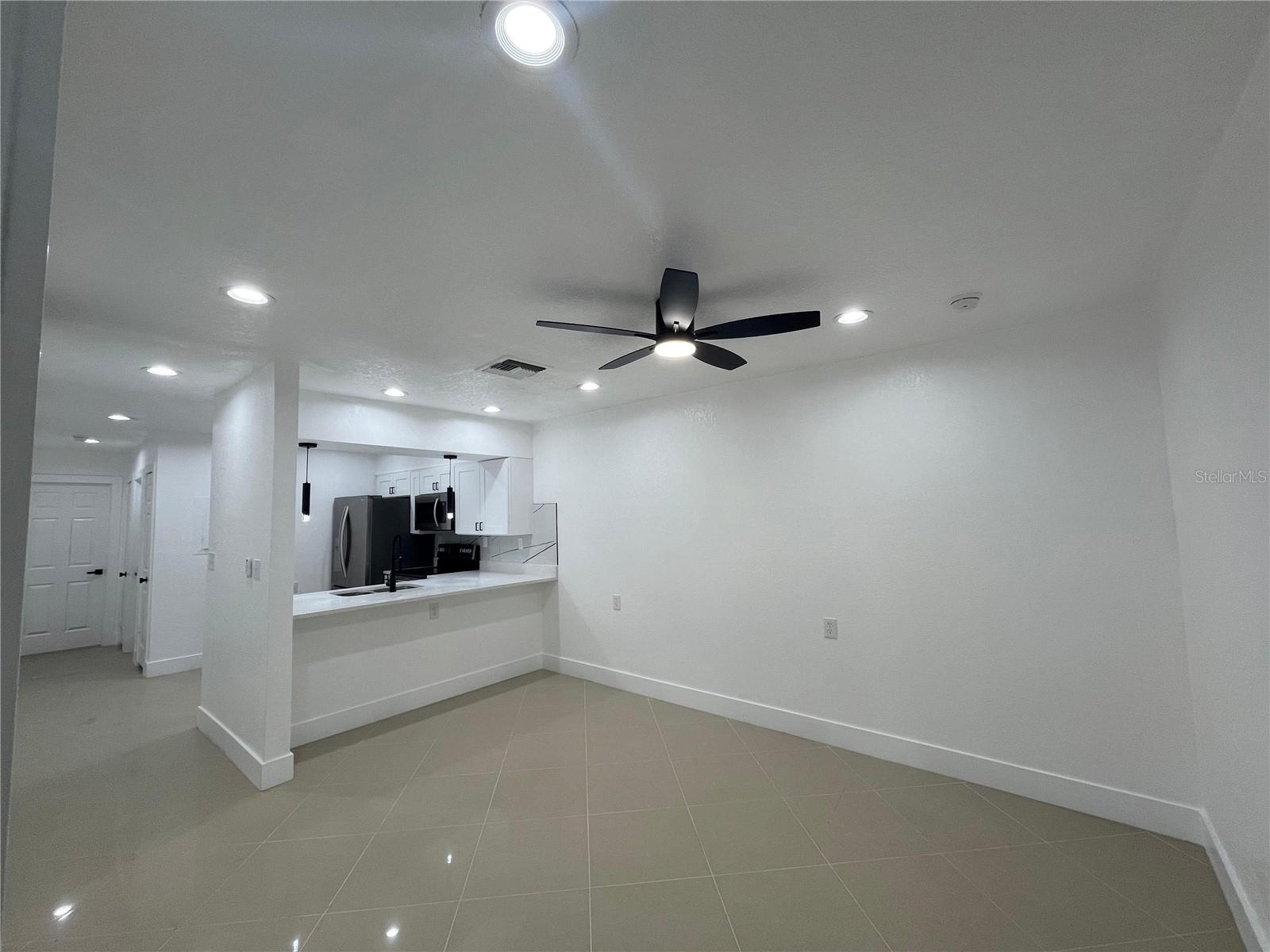 GULF COAST ESTATES - Residential Income