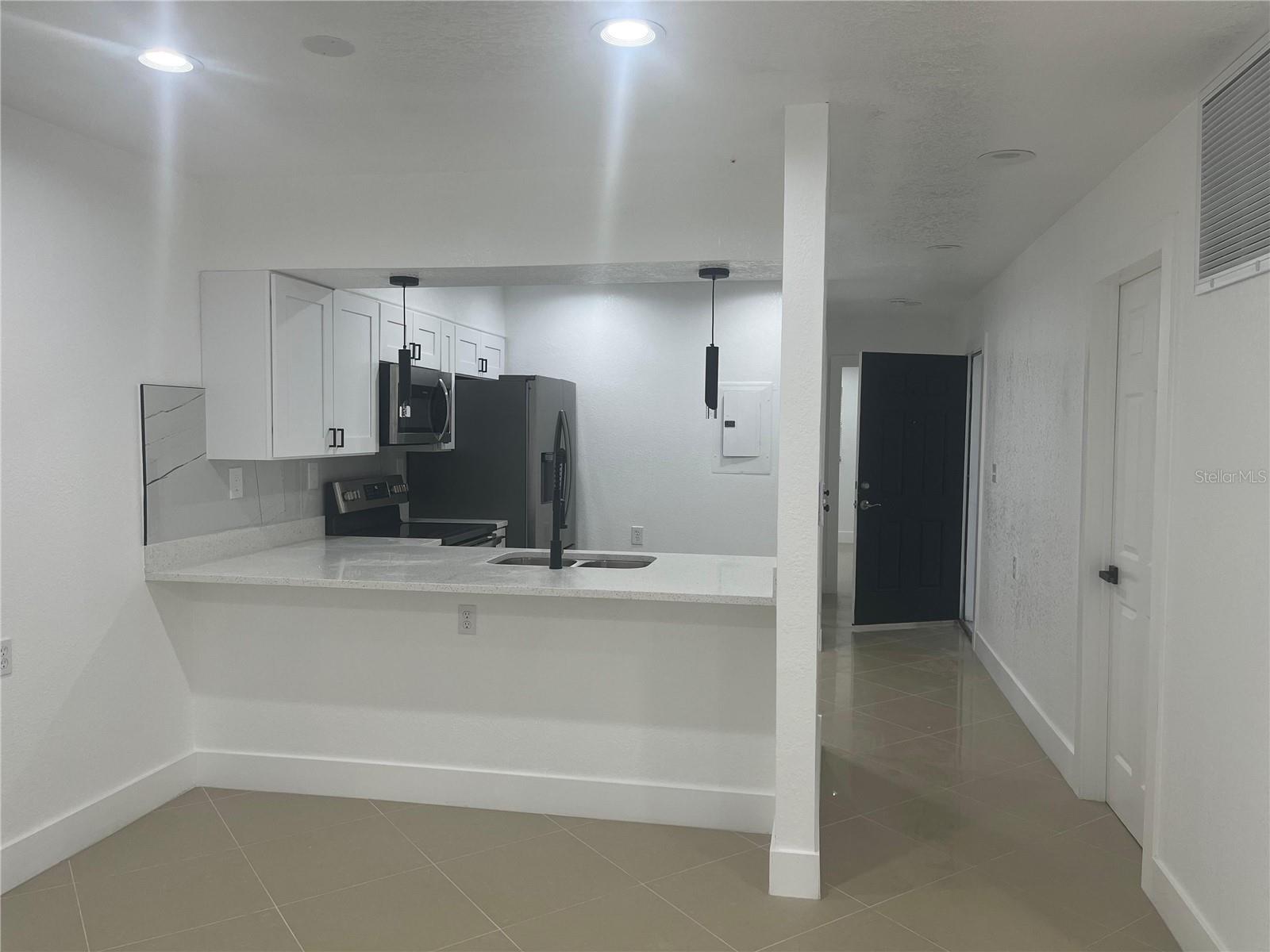 GULF COAST ESTATES - Residential Income