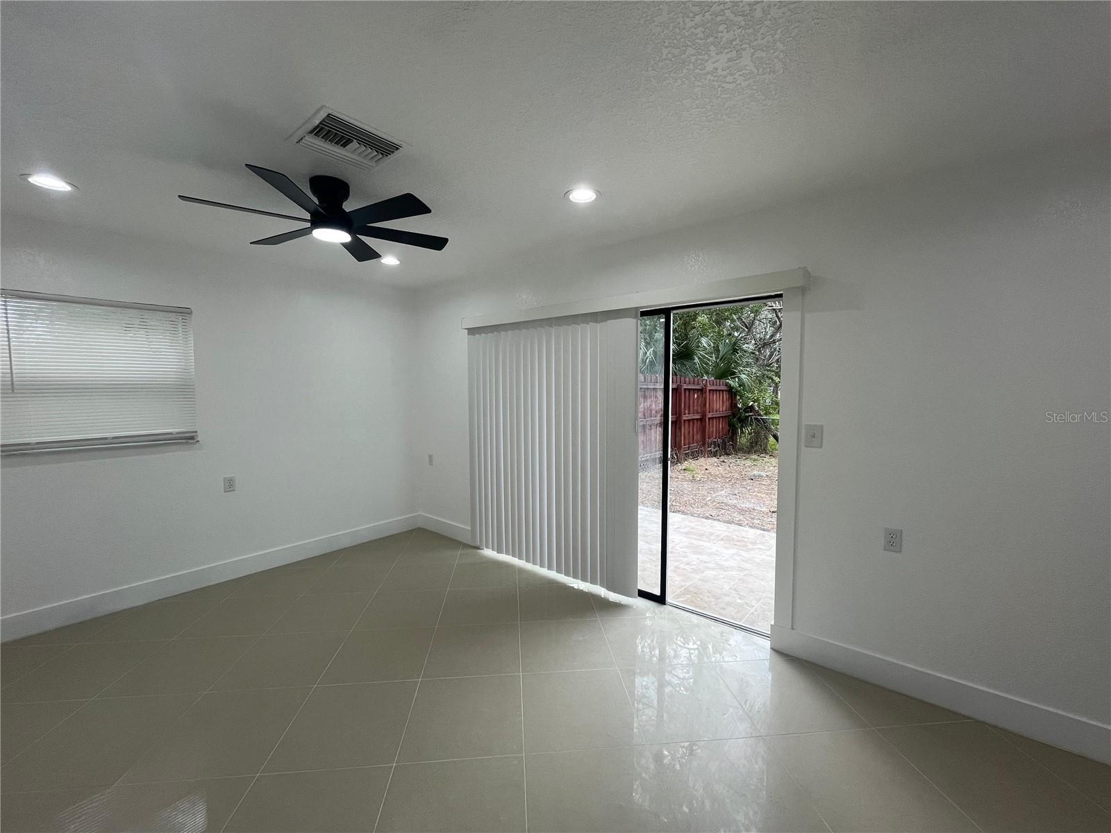 GULF COAST ESTATES - Residential Income