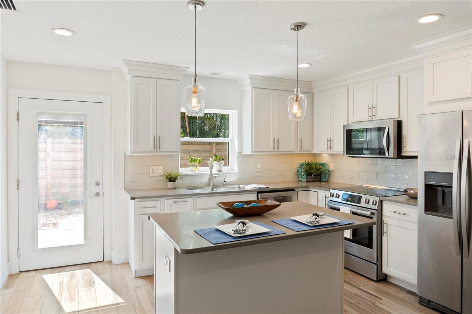 BAYVIEW - Residential