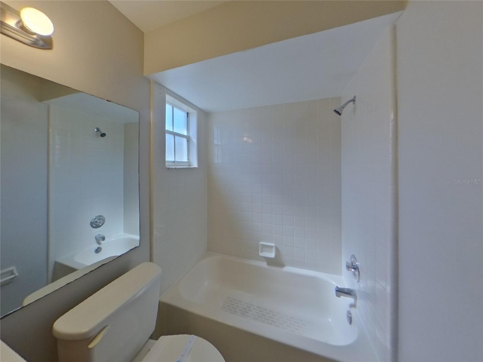 VILLAGE OF LAKESIDE SOUTH II - Residential Lease