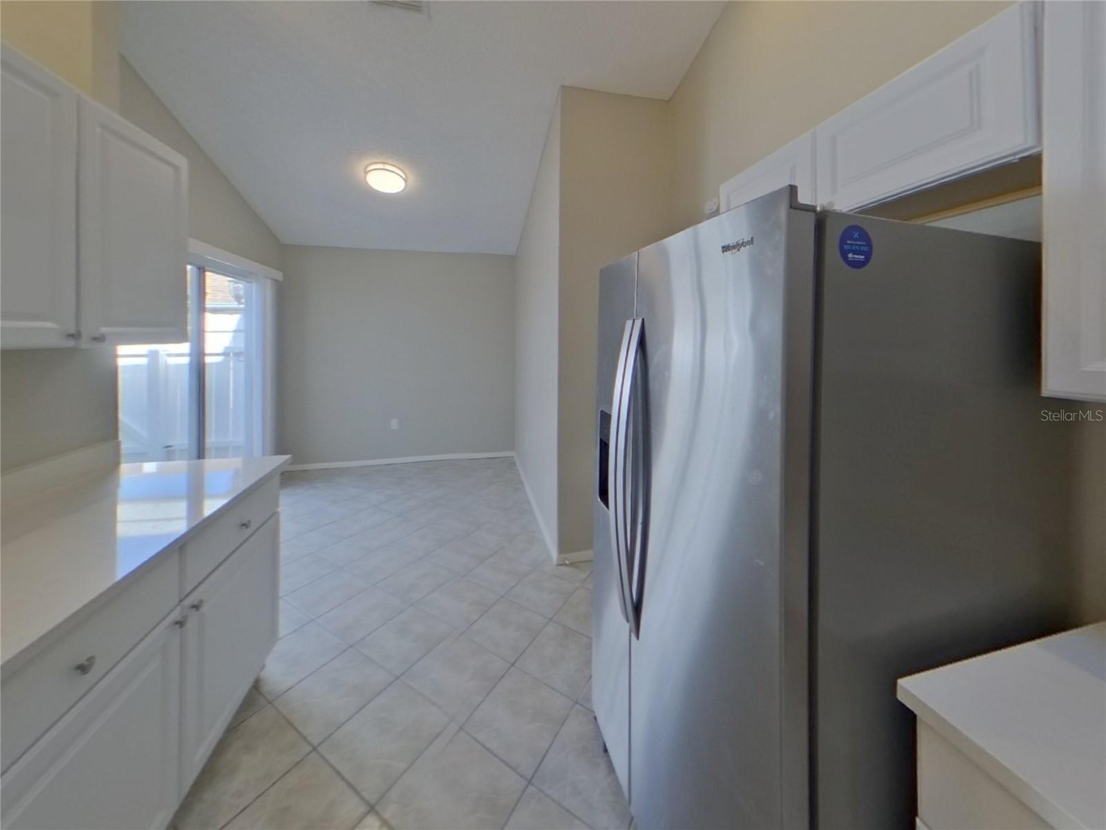 VILLAGE OF LAKESIDE SOUTH II - Residential Lease