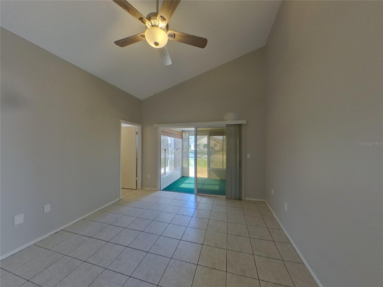 VILLAGE OF LAKESIDE SOUTH II - Residential Lease