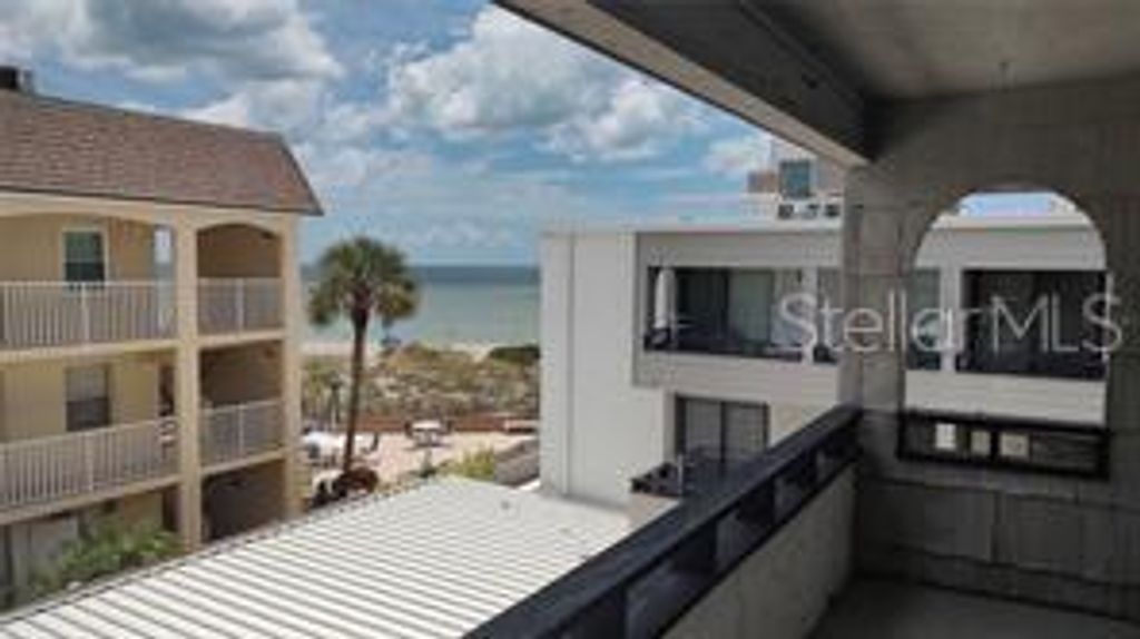 Photo of 1555 Tarpon Center Drive #262, Venice, FL 34285 (MLS # N6143667)