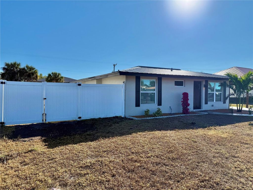Photo of 3324 Port Charlotte Boulevard, Port Charlotte, FL 33952 (MLS # C7524268)