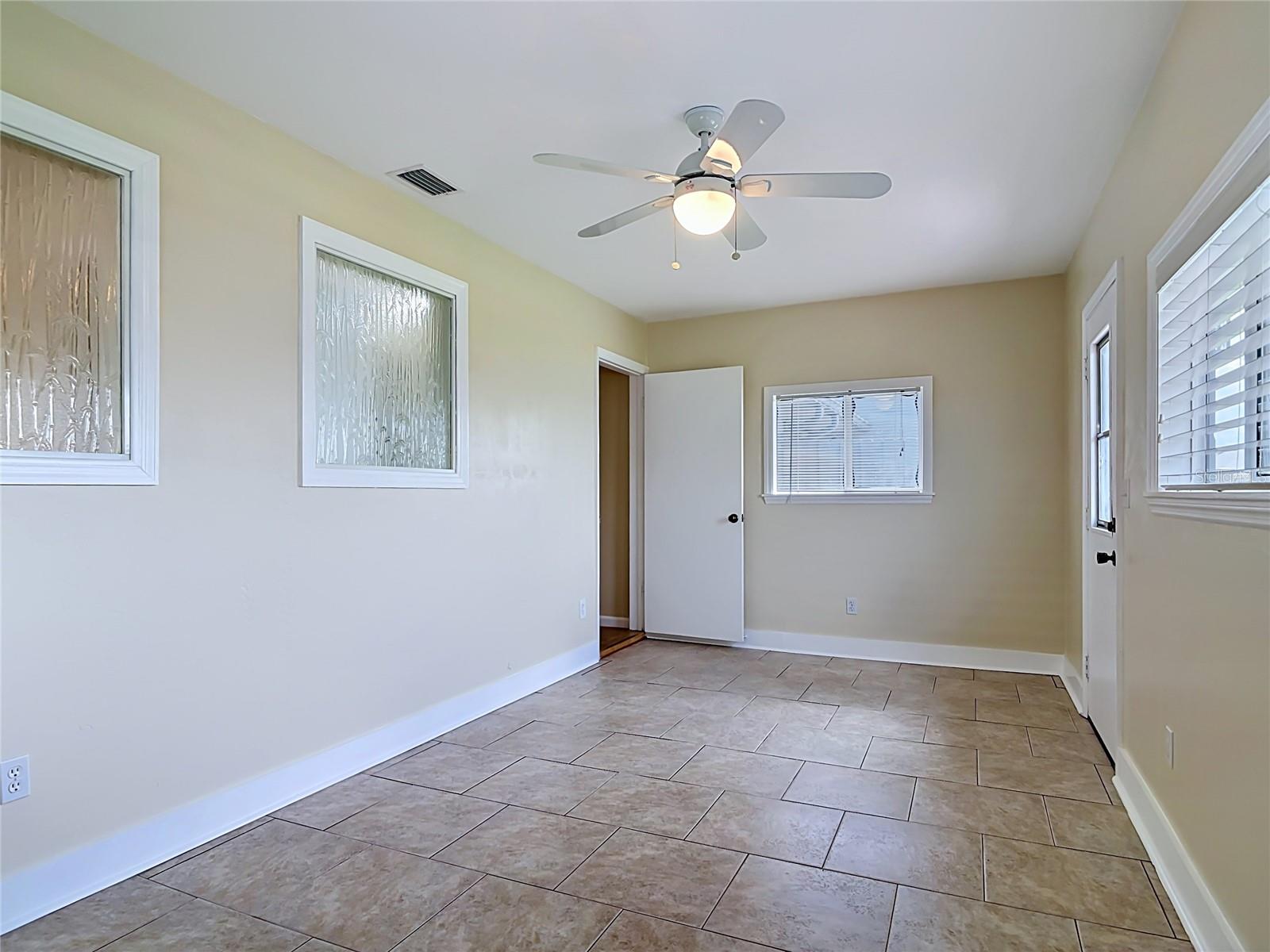 FAIRGREEN UNIT 05 - Residential