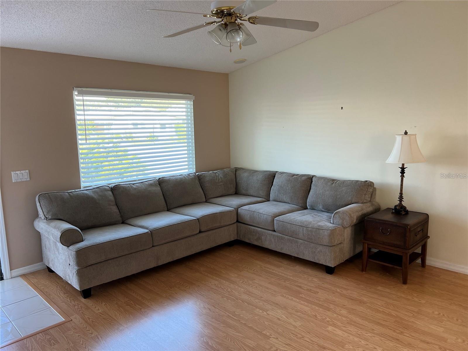 LADY LAKE ORANGE BLOSSOM GARDENS UNIT 14 - Residential