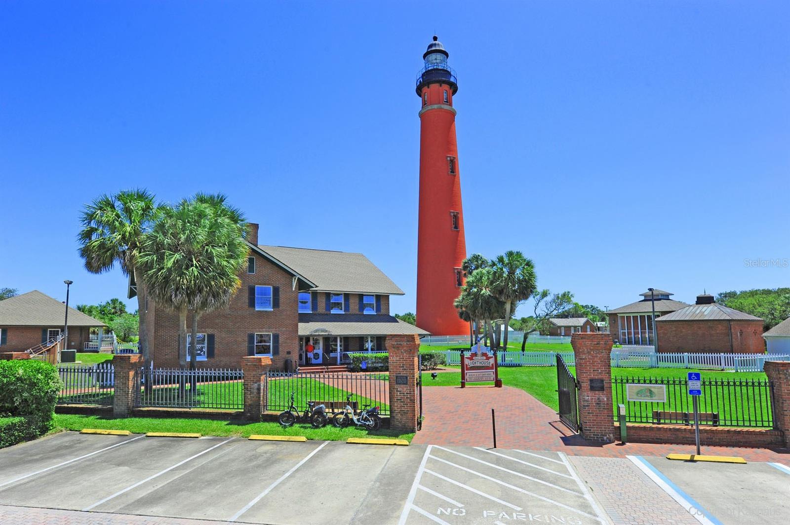 PONS PARK - Residential