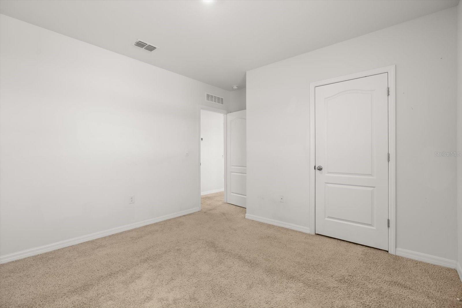 WOODBRIDGE LKS/EDGEWATER - Residential