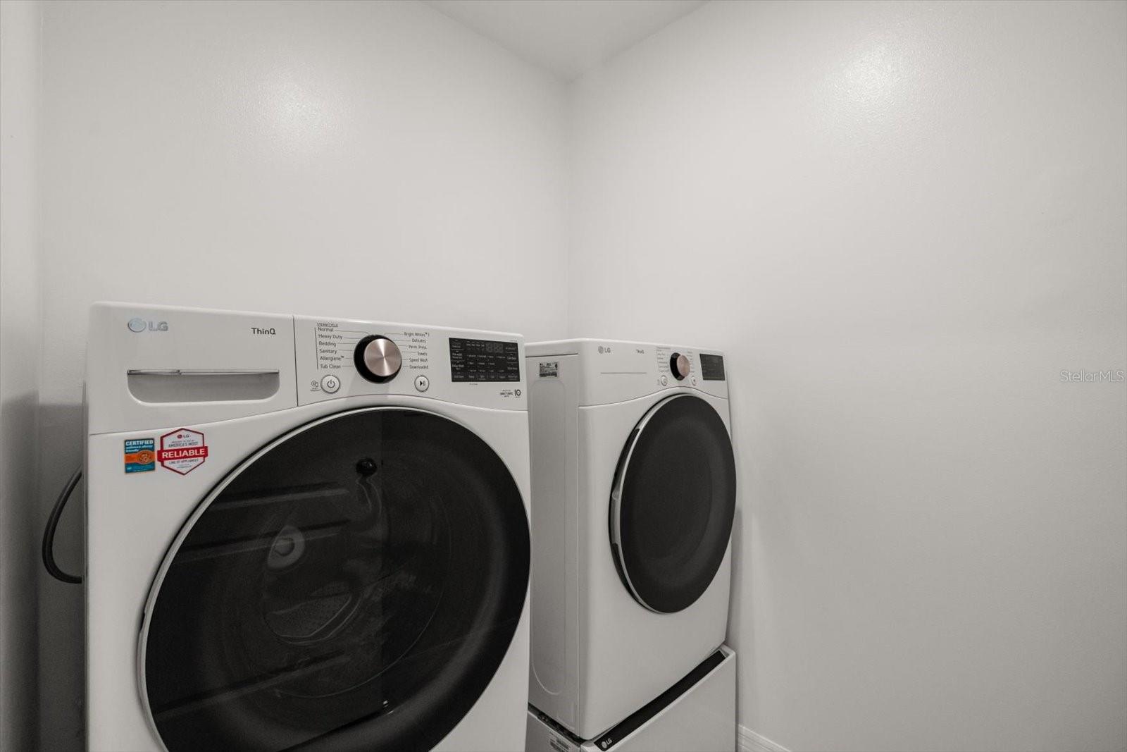 WOODBRIDGE LKS/EDGEWATER - Residential