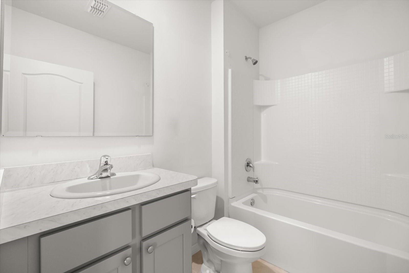 WOODBRIDGE LKS/EDGEWATER - Residential