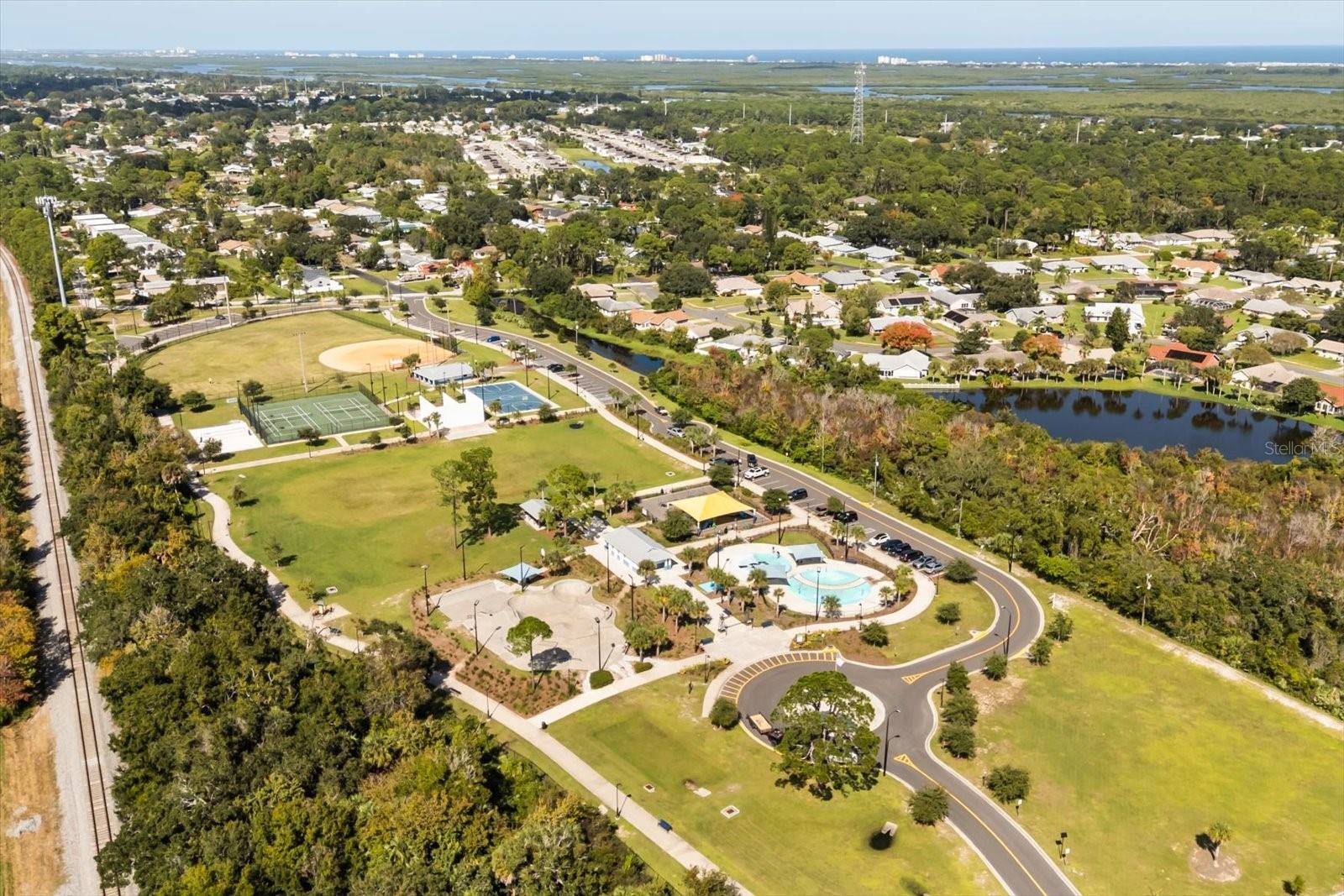 WOODBRIDGE LKS/EDGEWATER - Residential