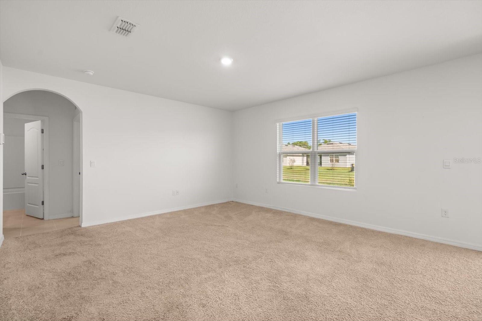 WOODBRIDGE LKS/EDGEWATER - Residential