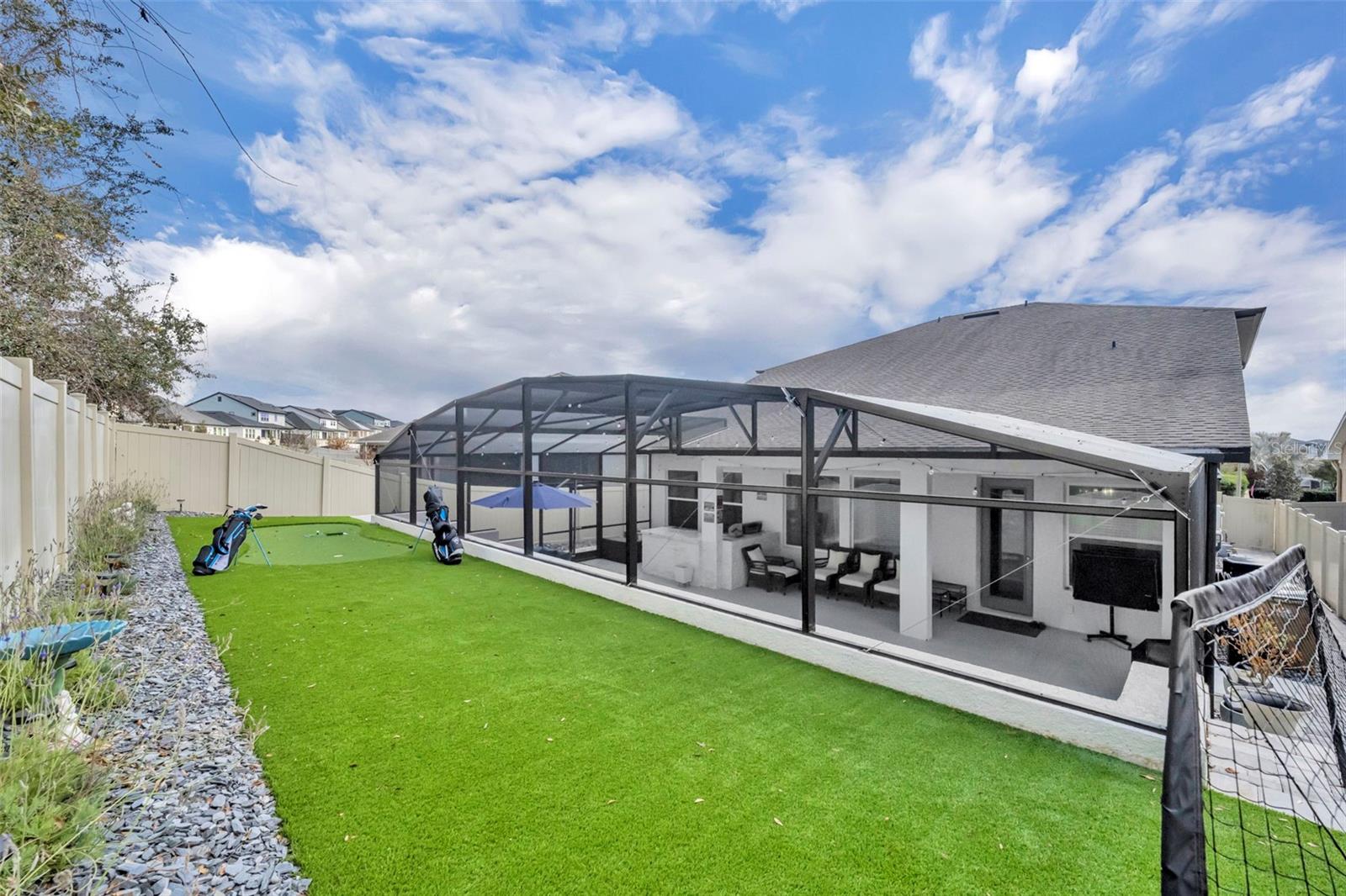 JOHNS LAKE LNDG PH 3 - Residential