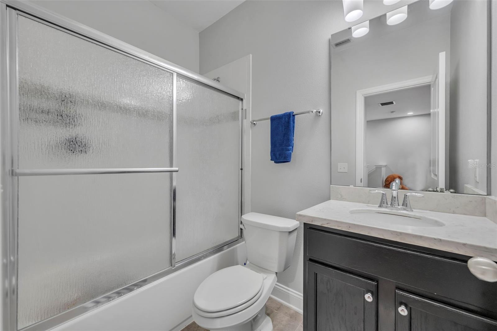 JOHNS LAKE LNDG PH 3 - Residential