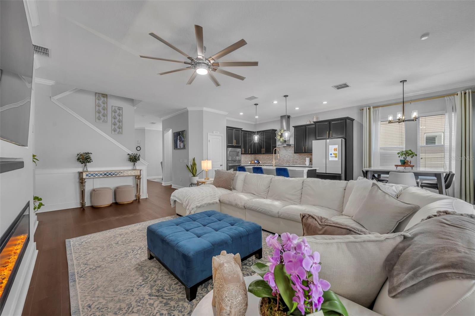 JOHNS LAKE LNDG PH 3 - Residential