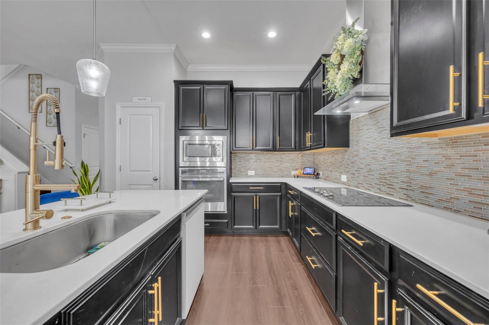 JOHNS LAKE LNDG PH 3 - Residential