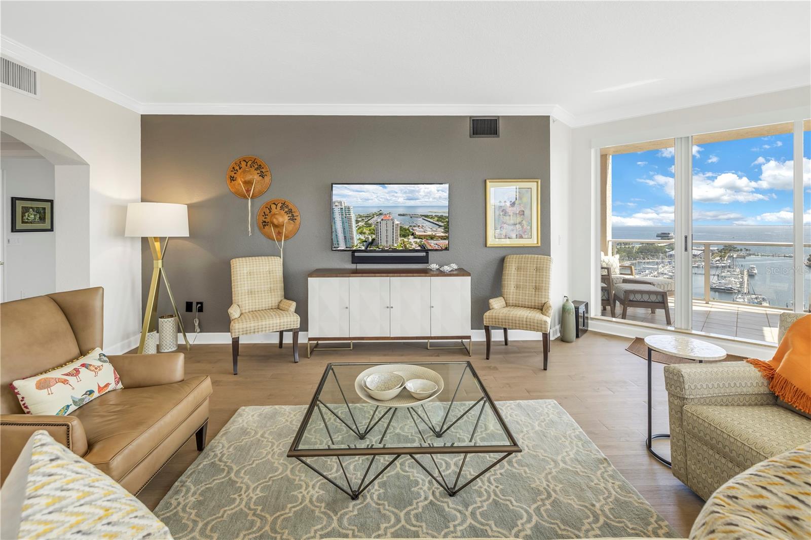 FLORENCIA CONDO - Residential