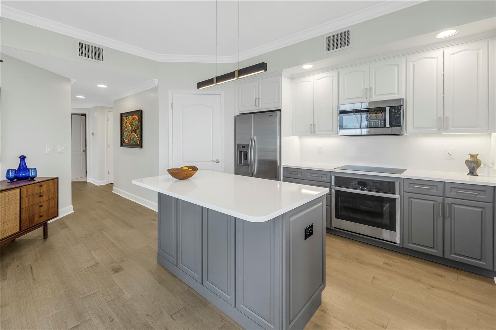 FLORENCIA CONDO - Residential