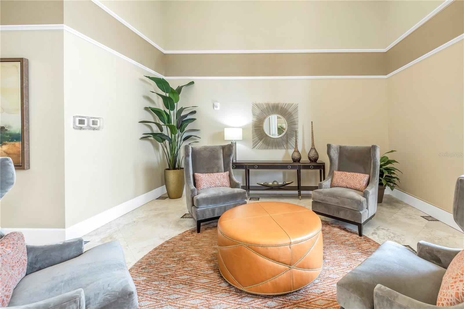 FLORENCIA CONDO - Residential