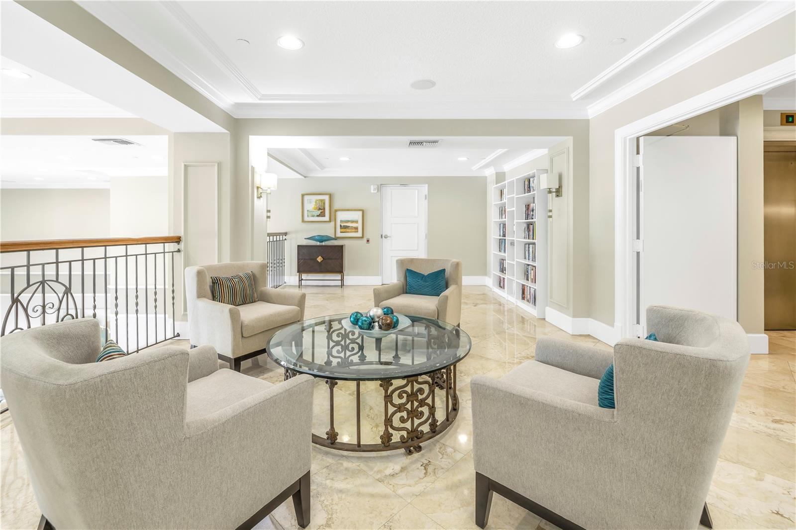 FLORENCIA CONDO - Residential