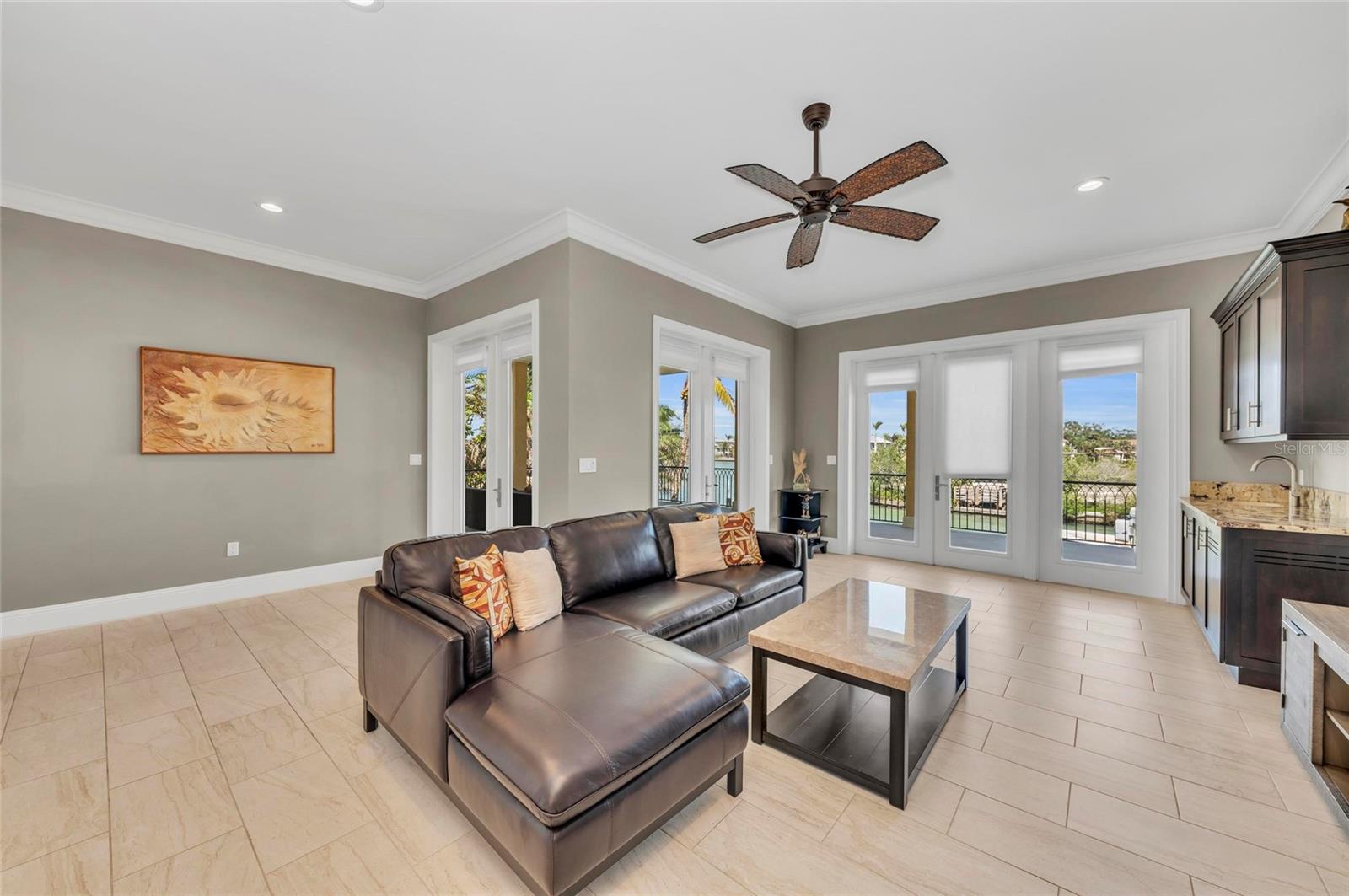 0000 - NOT PART OF A SUBDIVISION - Residential