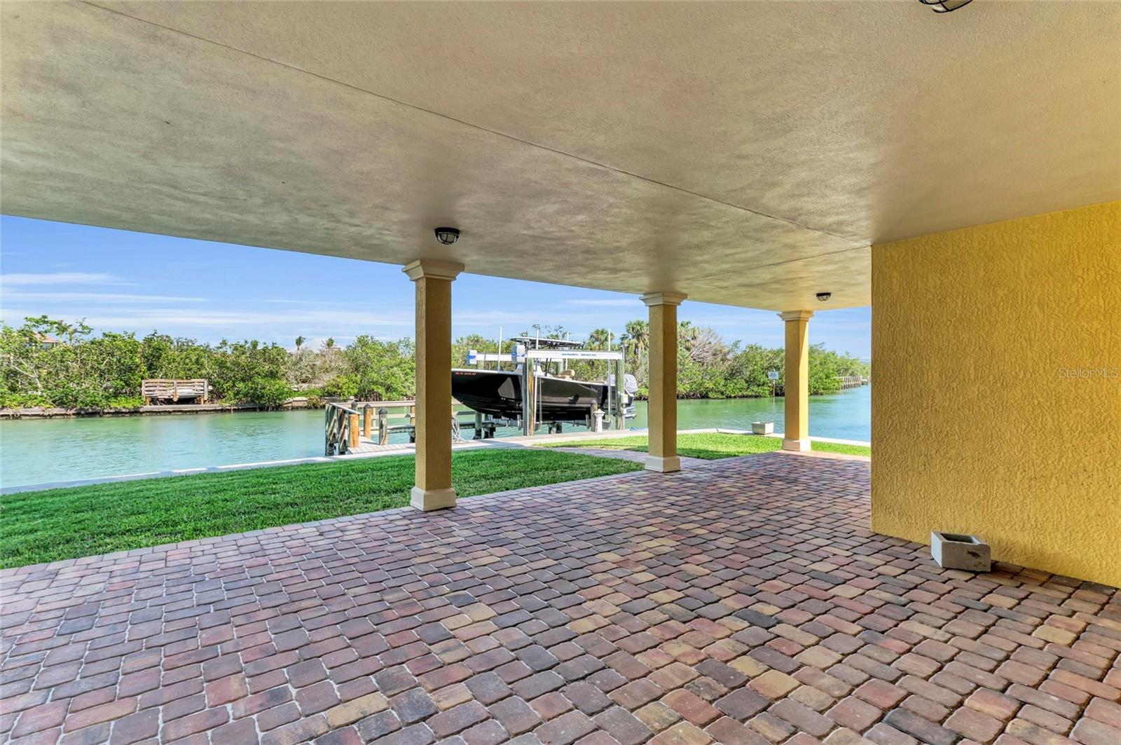 0000 - NOT PART OF A SUBDIVISION - Residential