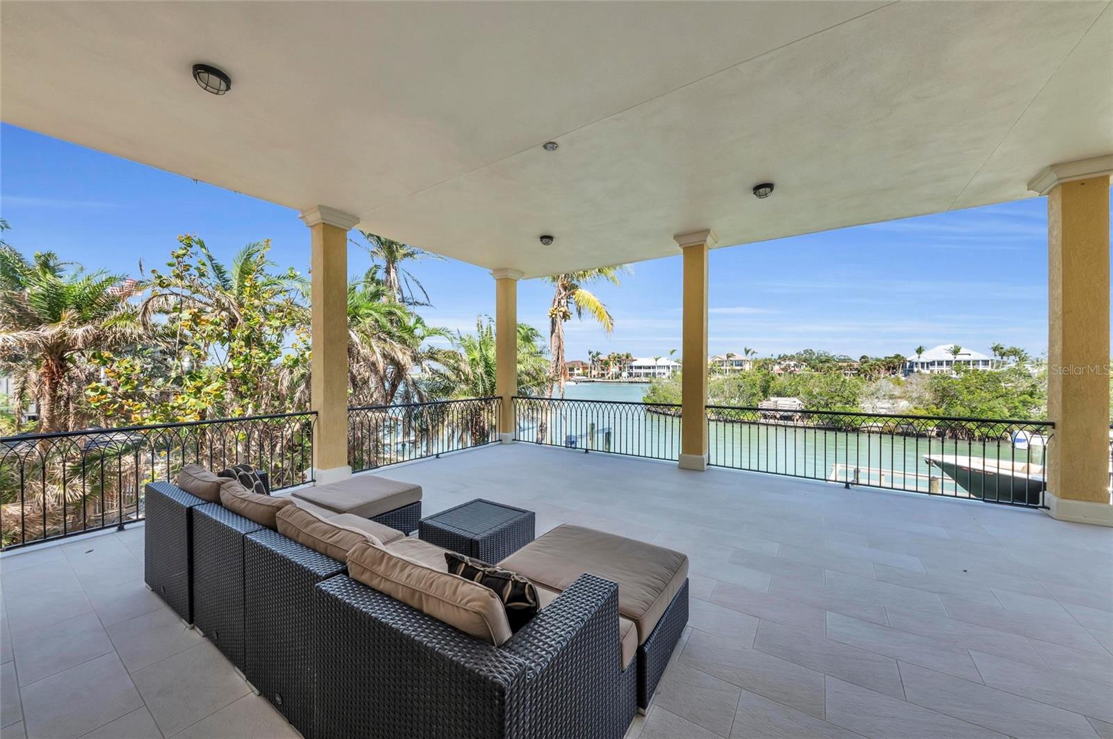 0000 - NOT PART OF A SUBDIVISION - Residential