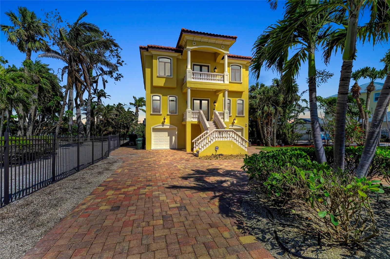 0000 - NOT PART OF A SUBDIVISION - Residential