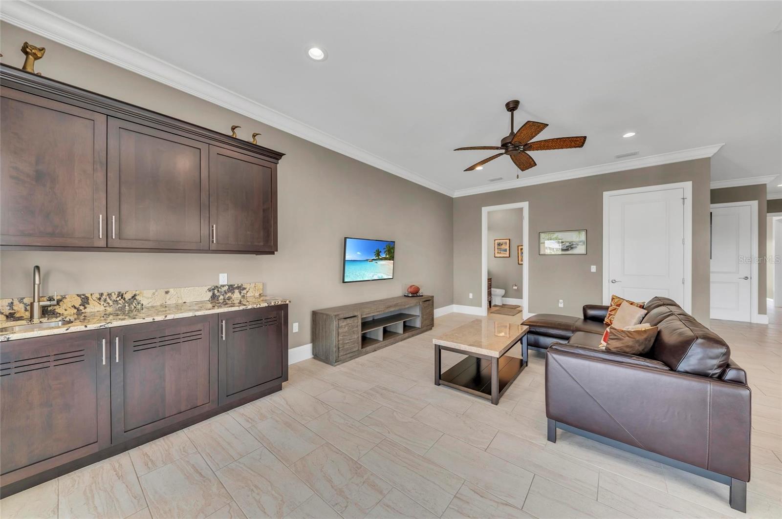 0000 - NOT PART OF A SUBDIVISION - Residential