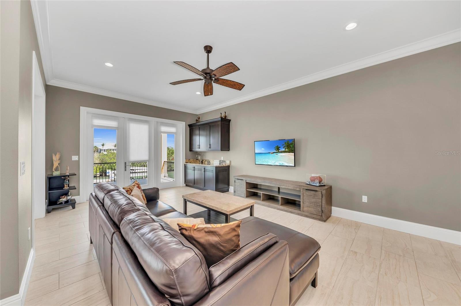 0000 - NOT PART OF A SUBDIVISION - Residential
