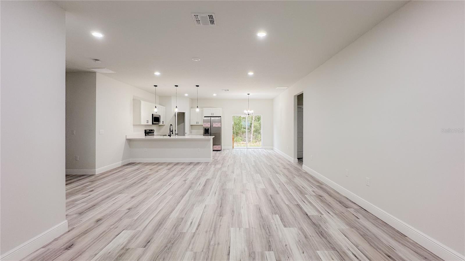 15621 SW 37TH CIRCLE