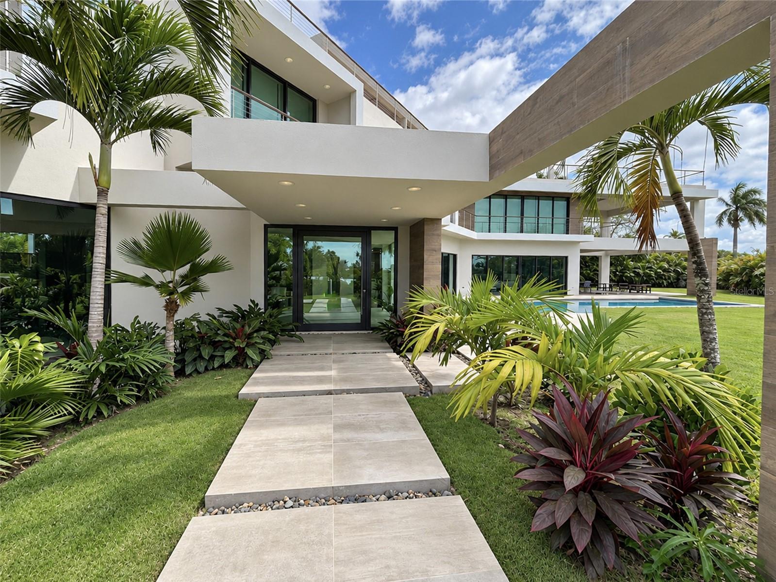 24 LAUREN LN DORADO COUNTRY ESTATES
