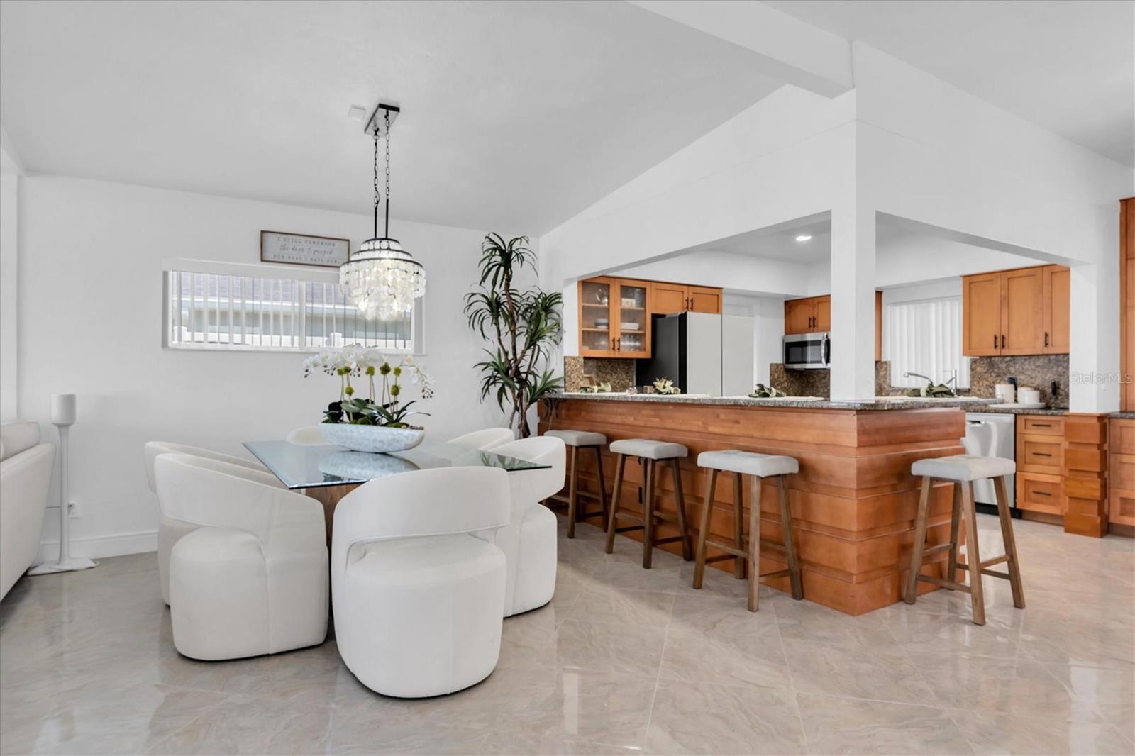 ISLE OF PALMS 2ND ADD BLK 1, LOT 31 - Residential