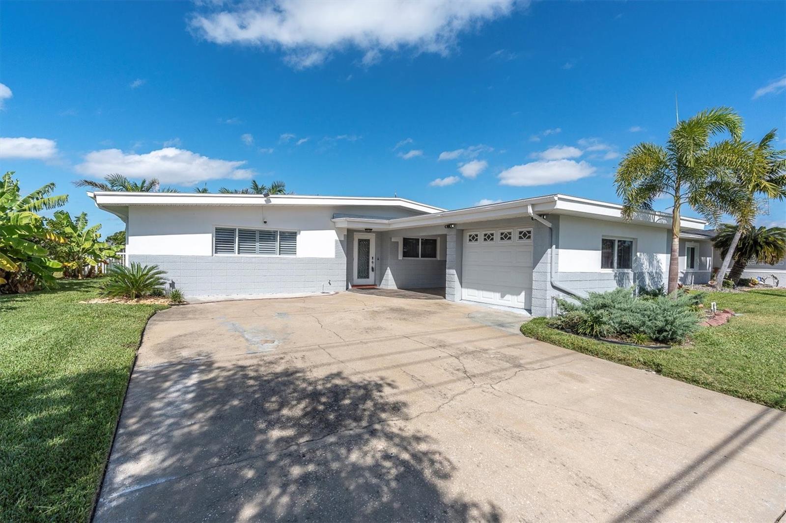 ISLE OF PALMS 2ND ADD BLK 1, LOT 31 - Residential