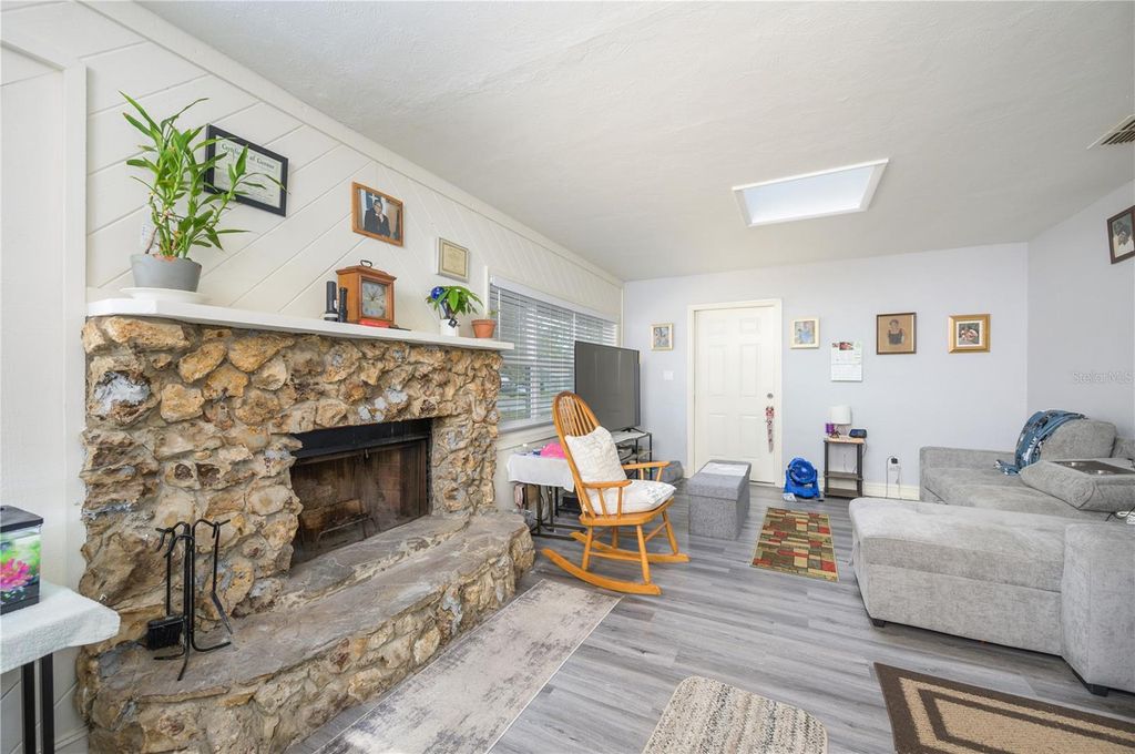 Photo of 1006 San Domingo Road, Orlando, FL 32808 (MLS # O6398332)