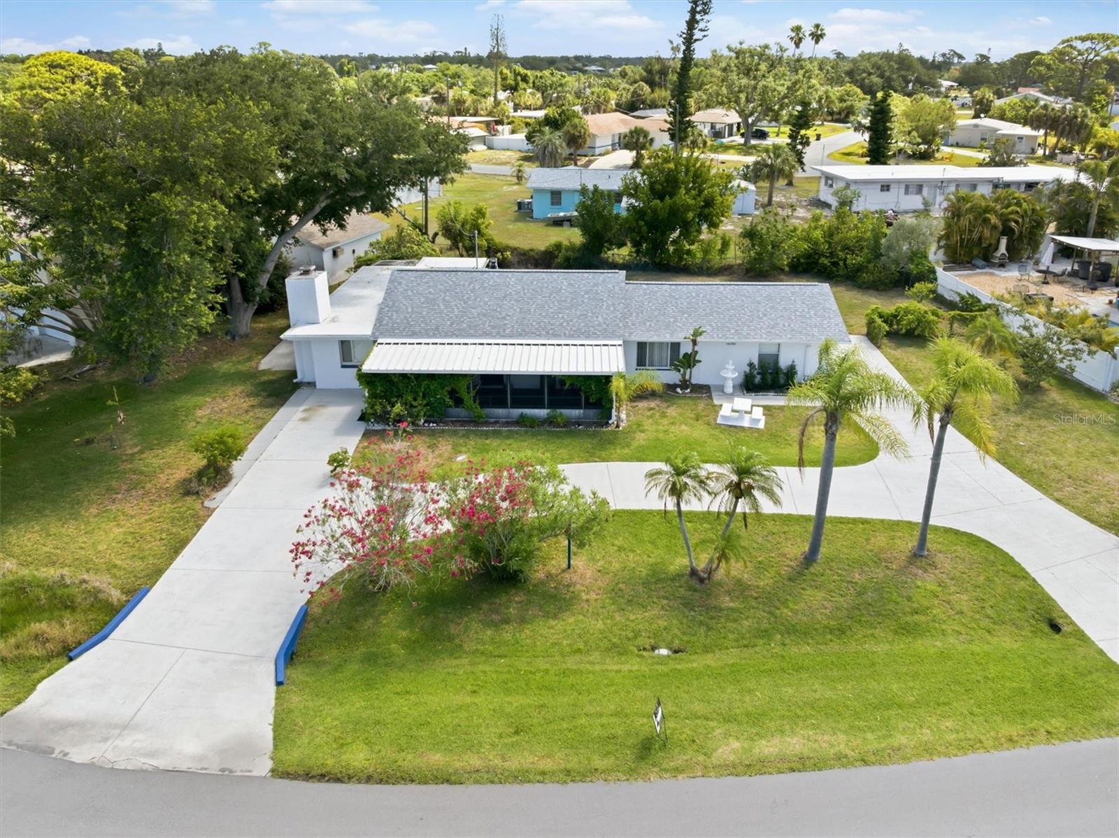 SOUTH VENICE - Residential