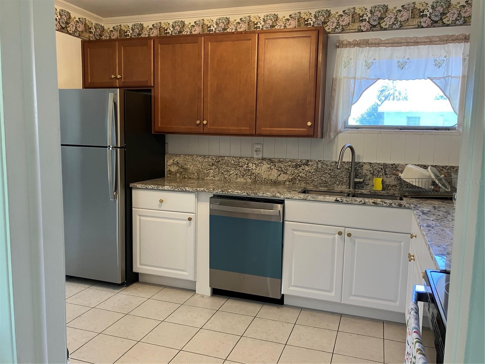 SOUTH VENICE - Residential