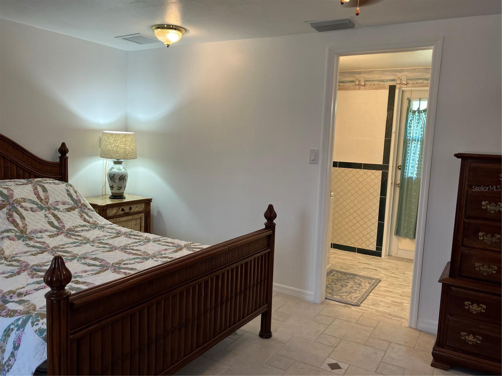 SOUTH VENICE - Residential