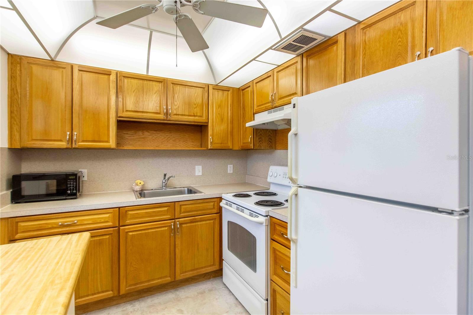 ANDOVER B CONDO - Residential