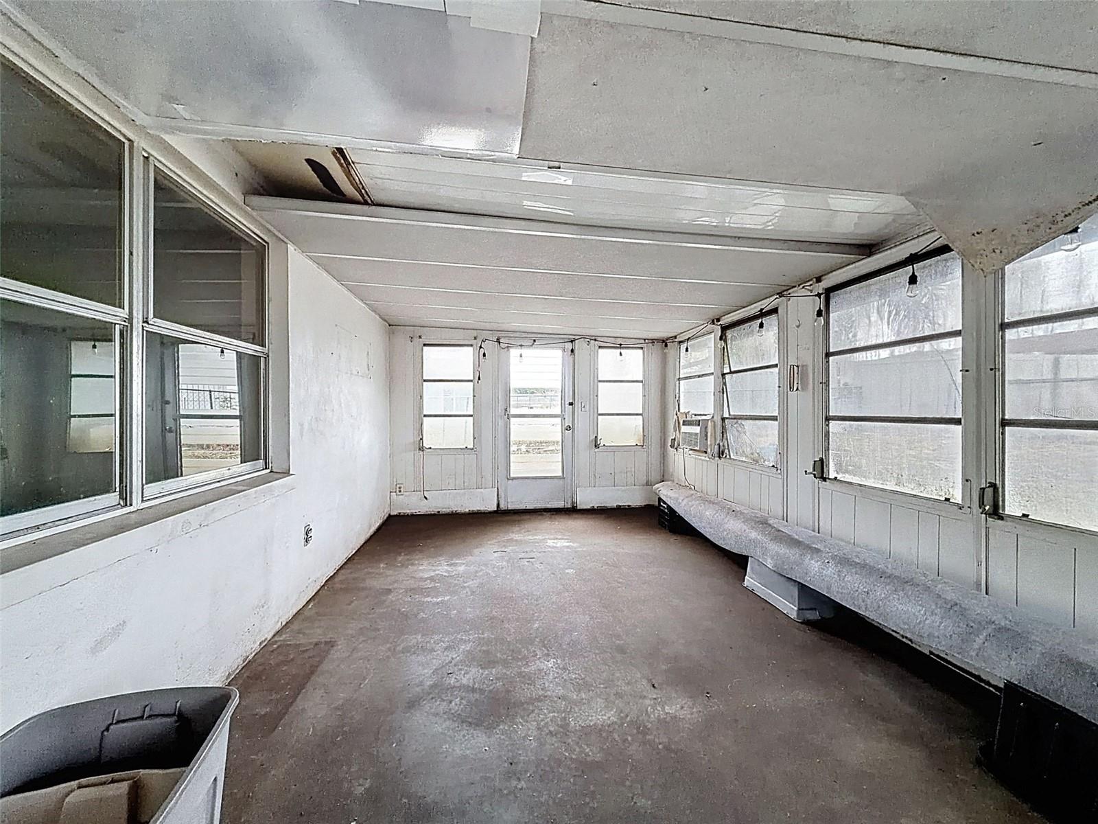 JASMINE LAKES - Residential