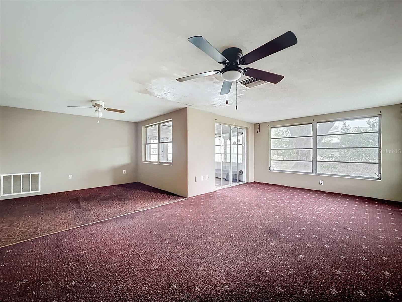 JASMINE LAKES - Residential