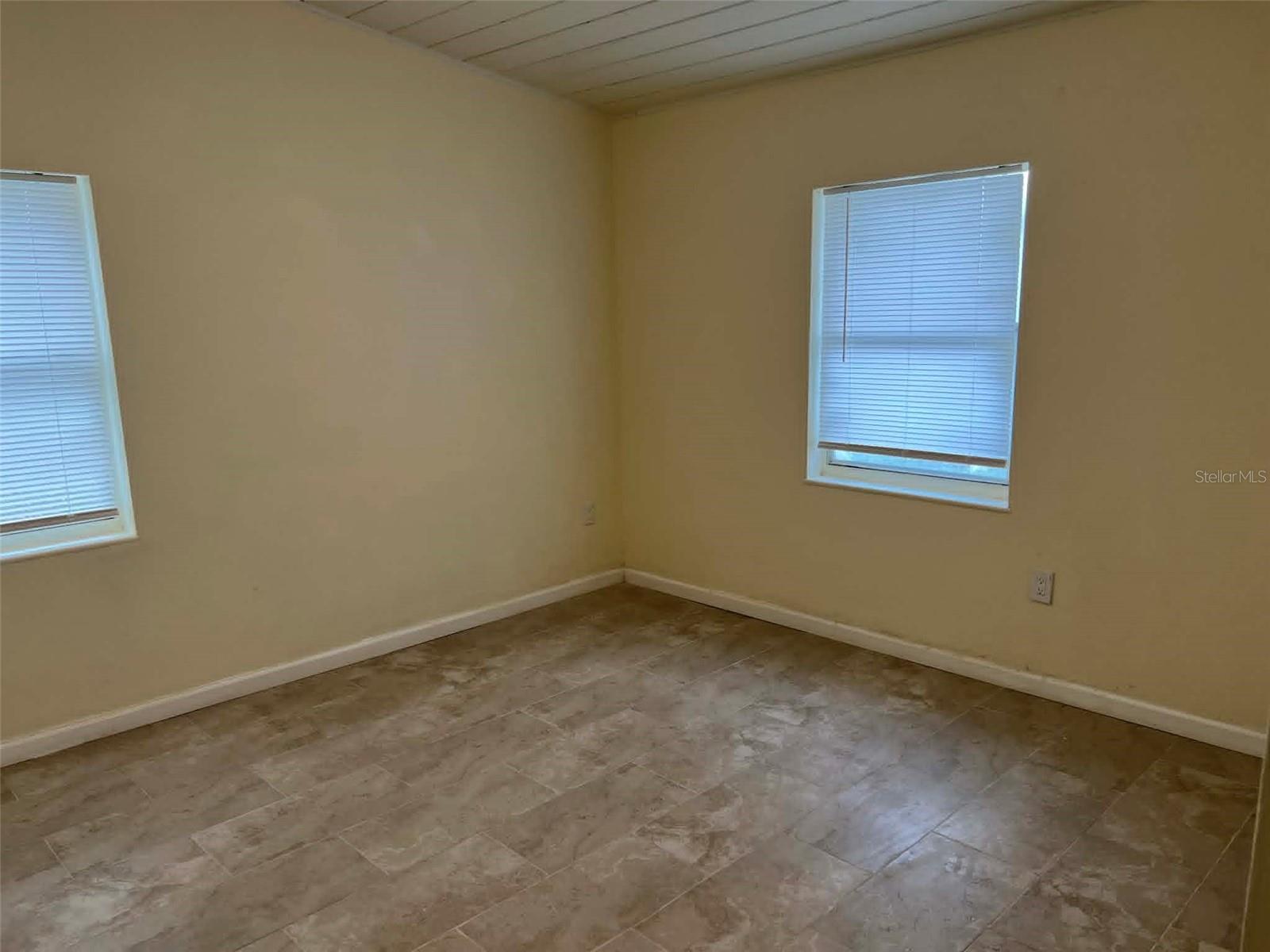 GRIFFITHS ADD - Residential Lease