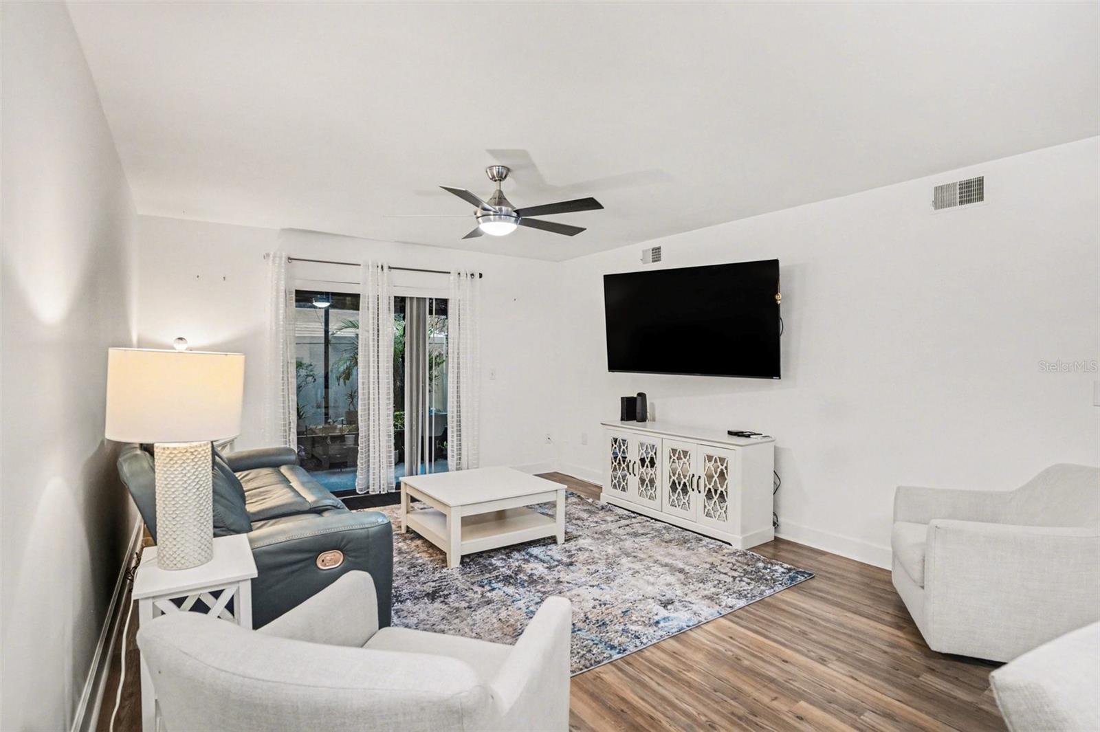 CARROLLWOOD PLACE A CONDOMINIU - Residential