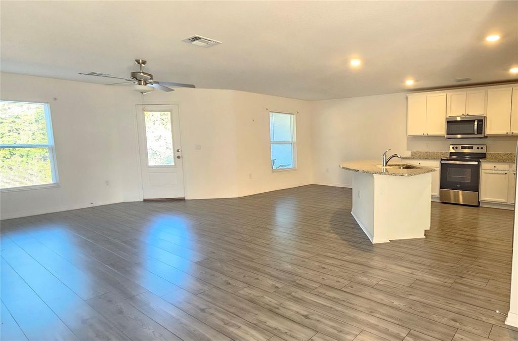 Photo of 667 Bay Leaf Drive, Kissimmee, FL 34759 (MLS # O6380636)