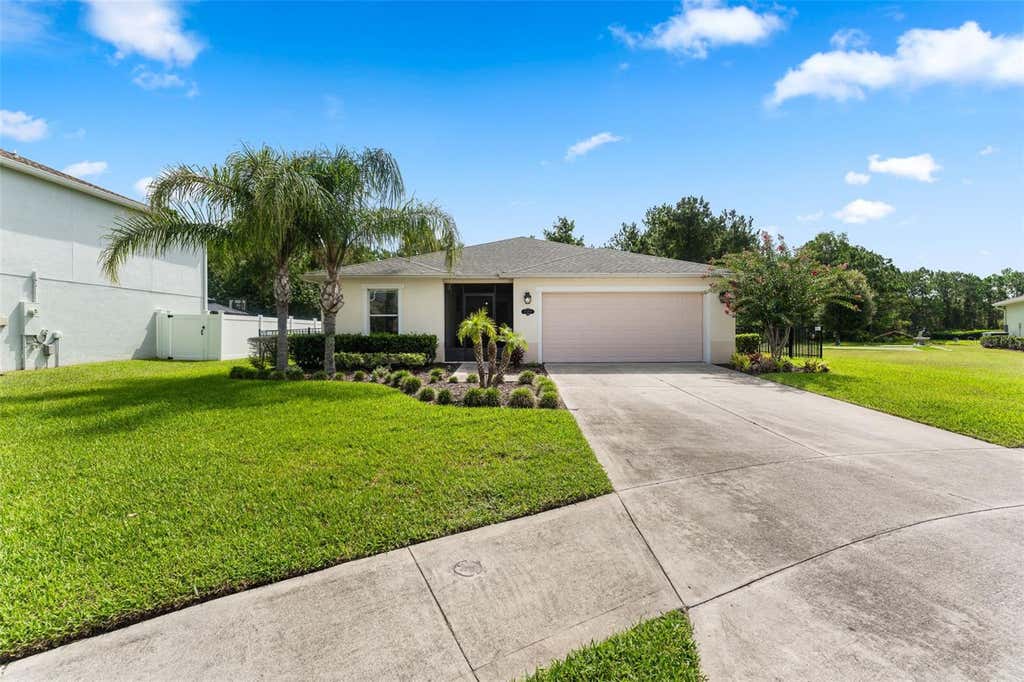 Photo of 109 Thornberry Branch Lane, Daytona Beach, FL 32124 (MLS # V4950190)