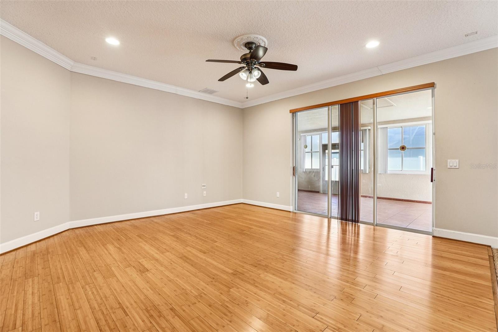 VISTA LAKES VILLAGE N-3 COLONIE - Residential