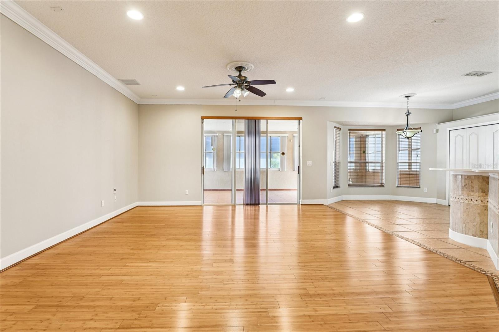 VISTA LAKES VILLAGE N-3 COLONIE - Residential